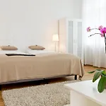 Burgblickhotel Ξενοδοχείο Bernkastel-Kues