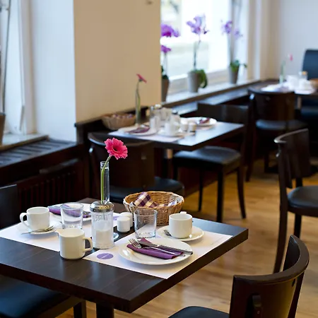 Burgblickhotel 호텔