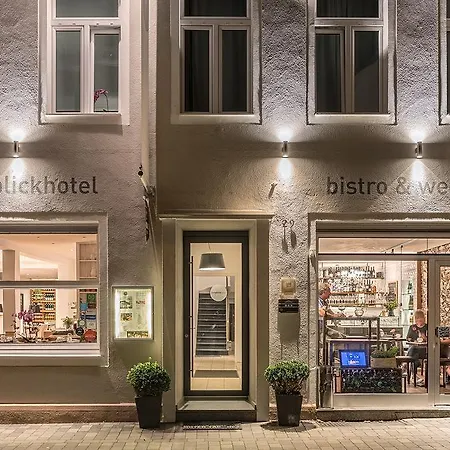 Burgblickhotel 호텔 베른카슈텔쿠에스