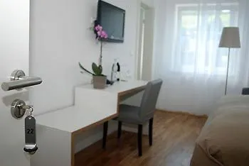 호텔 Burgblickhotel