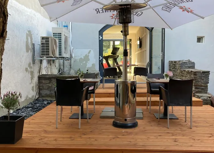 מלון Burgblickhotel 3*