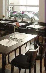 Burgblickhotel ברנקסטל - קיס